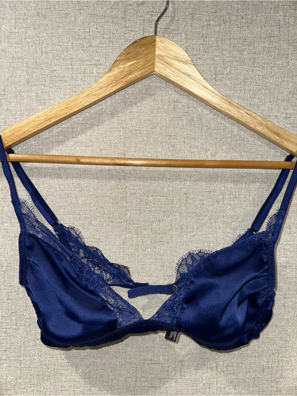Victoria's Secret Navy Blue Lace Satin Bra